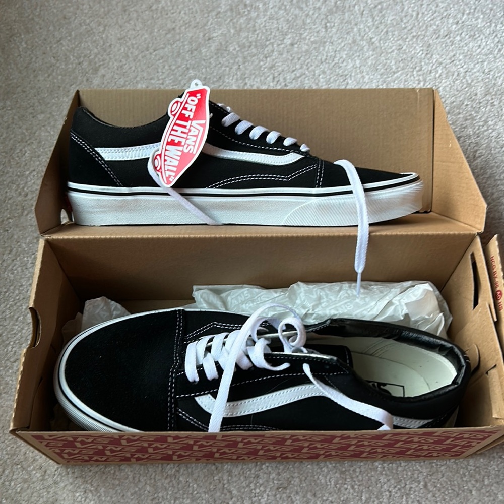 Old Skool black vans men’s size 11